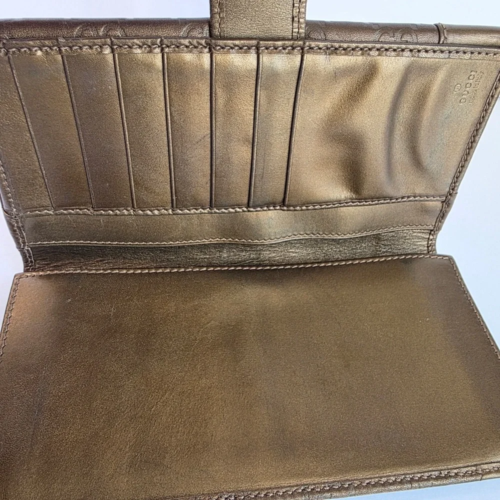 Gucci Embossed Brown Leather Wallet - Picture 7 of 7